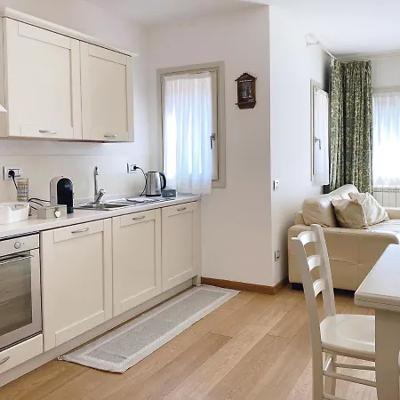 White Bear Apartment *
