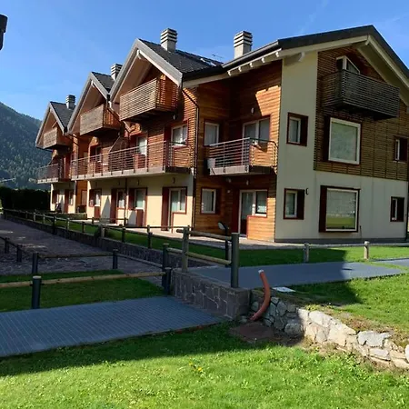 White Bear Apartment
